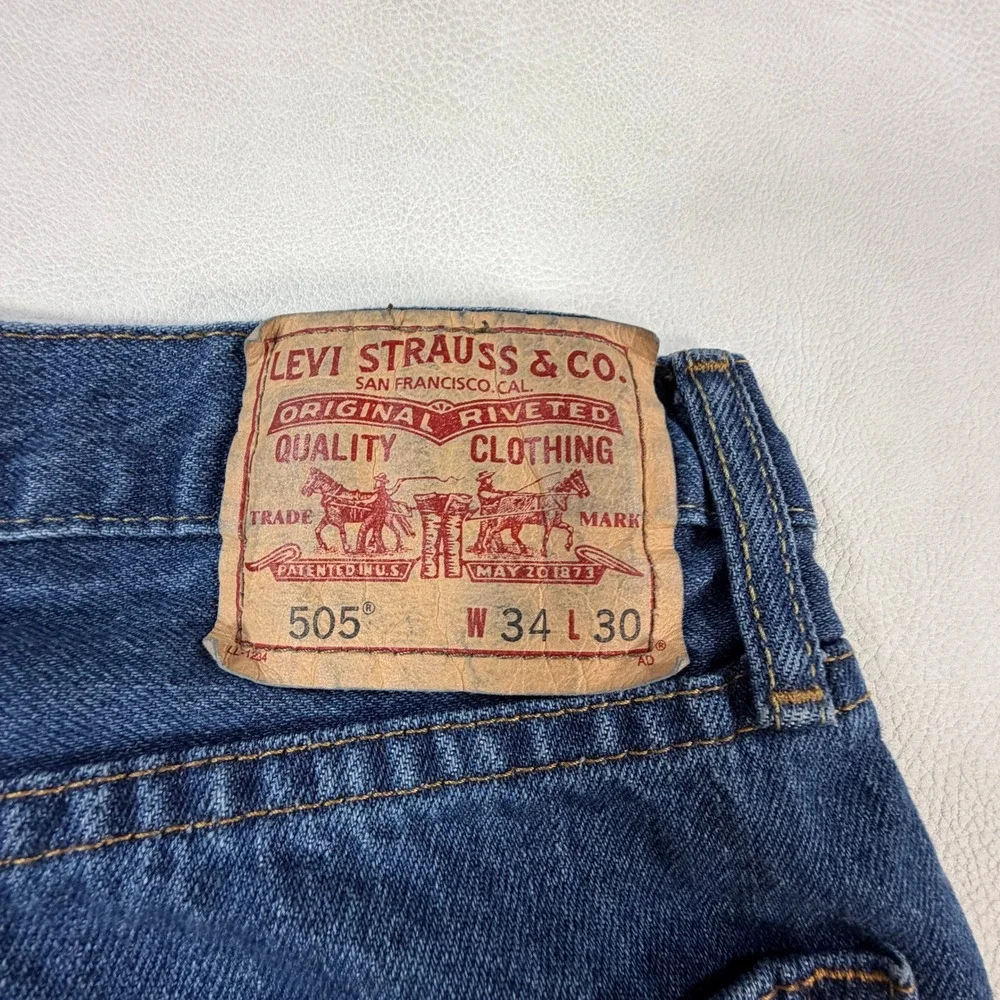 Y2K Levis‎ 505 Straight Fit Mens 32x30 Blue Denim Jeans Medium Wash Zip Fly